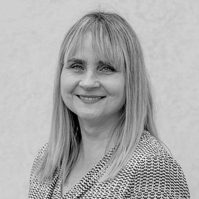 Tracy Hosie<br>Administrative & Volunteer Co-ordinator
